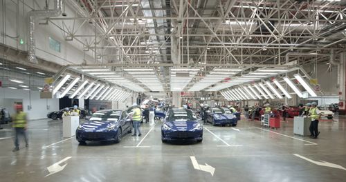 探訪特斯拉上海超級工廠 30多秒下線一輛車，揭秘全球最高效汽車工廠的煉成之道